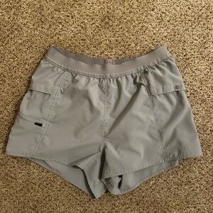 Women's Gray Shorts Mountain Hardwear